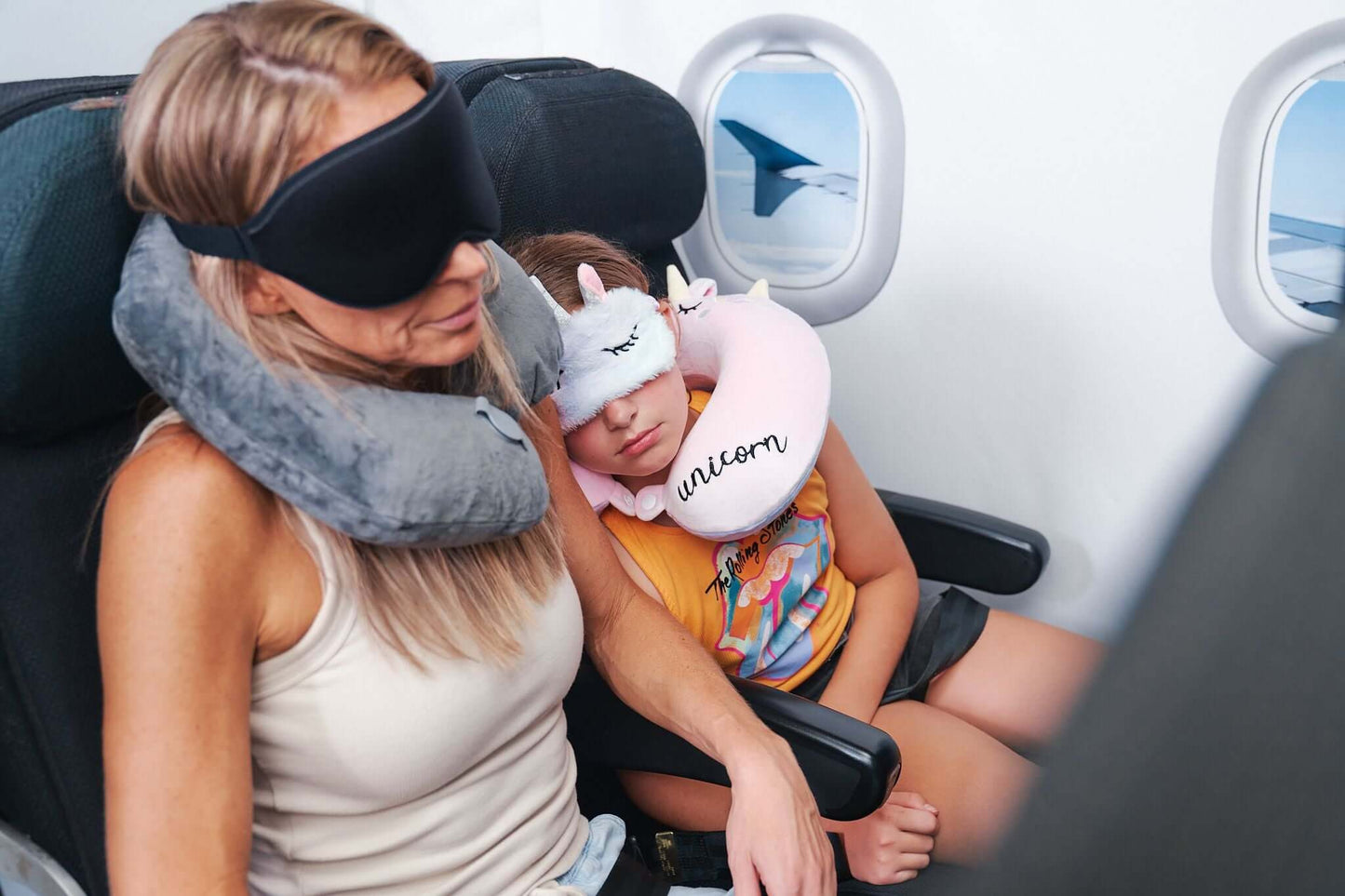 Luxe Inflatable Neck Pillow by Kooshy Kids